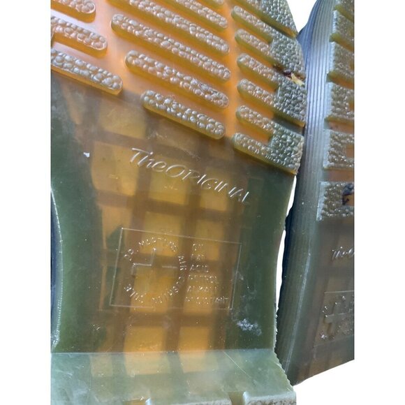 Dr Martens Boots NEW The Original. Black Patent with Bouncing Soles - Picture 8 of 10